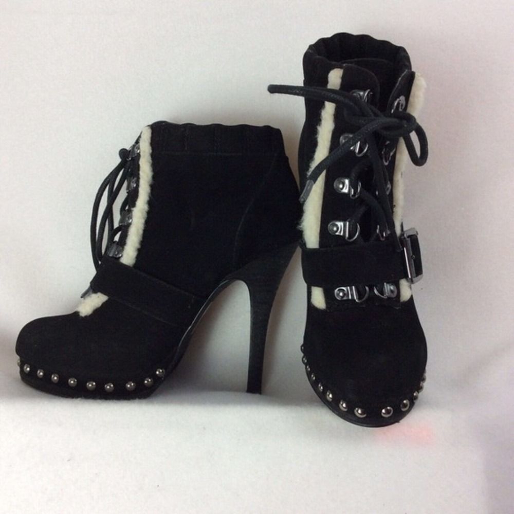 B. Bakers Womens‎ Black Suede White Fur Edge Buckle Boots Sz. 6.5 Stiletto Heel